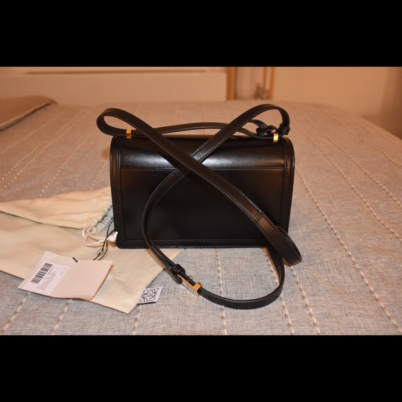 ❤️SOLD❤️Loewe Barcelona Medium Shoulder Bag Black - Picture 2 of 8